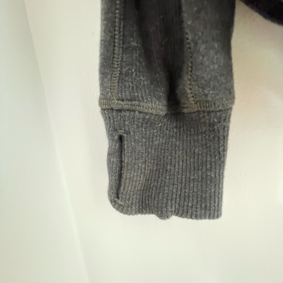 Lululemon pullover with Zip Front Size 4 - Picture 4 of 7
